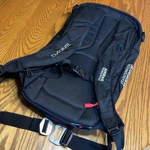 Dakine Poacher RAS 18L Airbag System Backpack